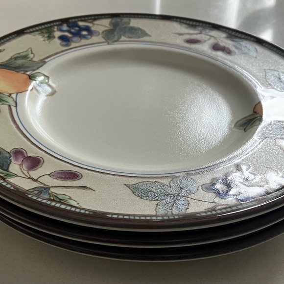 Mikasa Intaglio CAC29 Garden Harvest set of 3 Fruit Pattern Ceramic saucer 6.5” - Picture 11 of 11